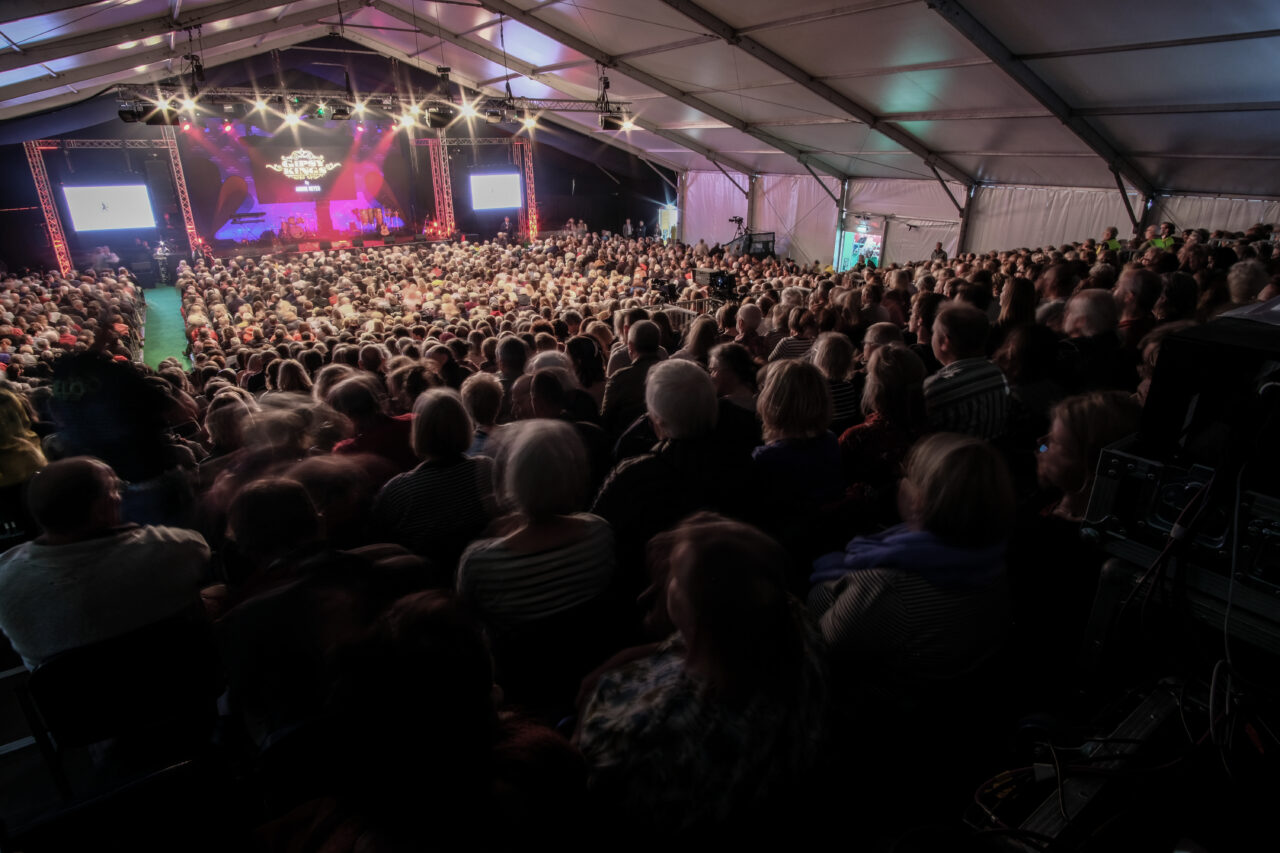 Temporary theatre, Hay Festival. Seating and structures supplied by GL events UK